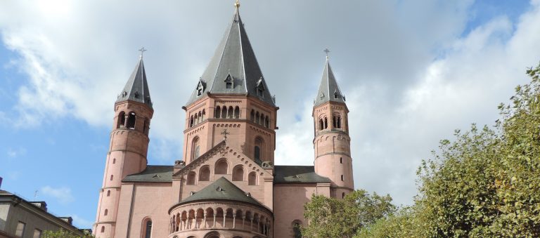 Wandern: In der Landeshauptstadt Mainz am Rhein